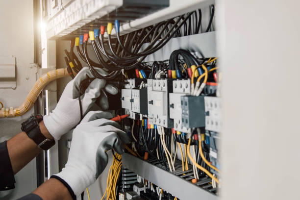 Best Electrical Repair Services  in Hampton, IA